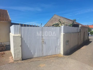 Armazém para Venda em Peral