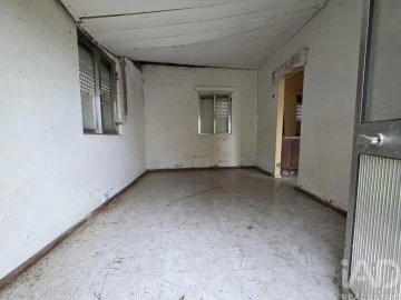 Moradia T2 para Venda em Anta e Guetim