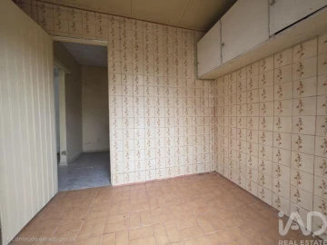 Moradia T2 para Venda em Anta e Guetim