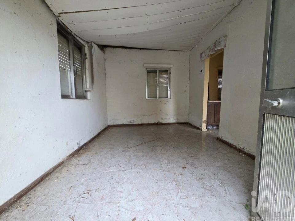 Moradia T2 para Venda em Anta e Guetim Foto 22