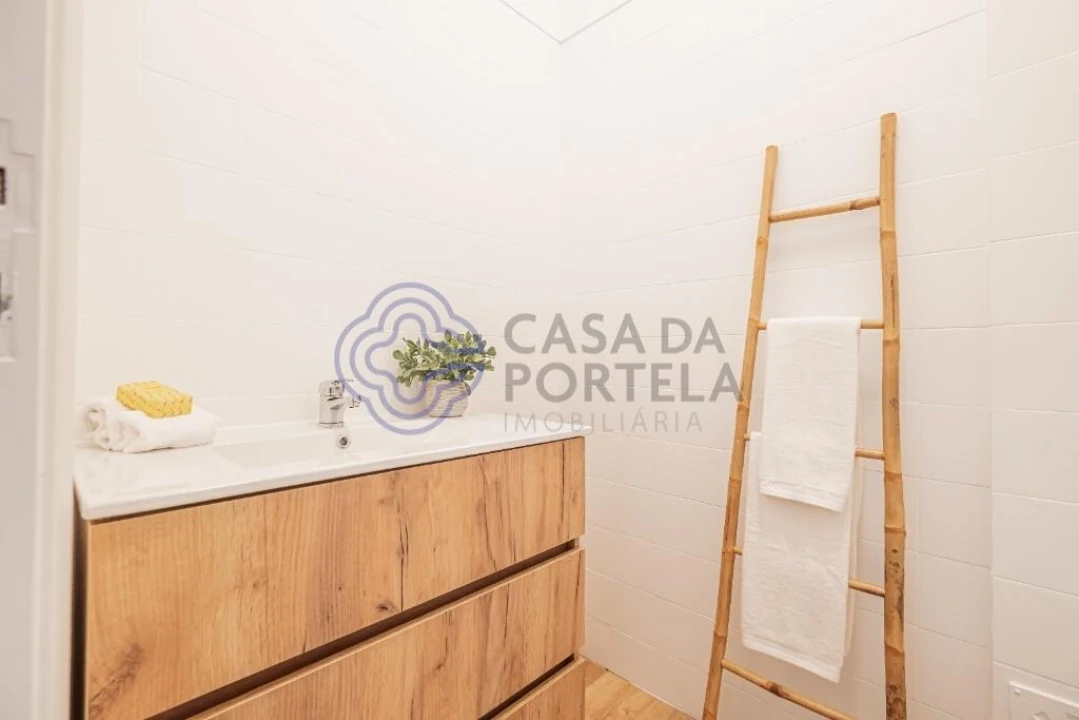 Apartamento T3 para Venda em Alfragide Foto 36