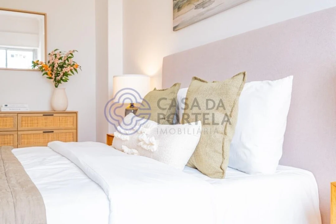 Apartamento T3 para Venda em Alfragide Foto 12