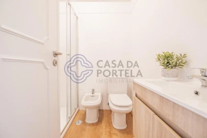 Apartamento T3 para Venda em Alfragide