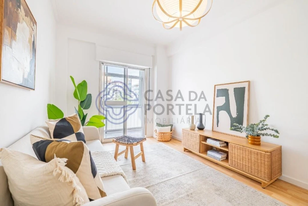 Apartamento T3 para Venda em Alfragide Foto 4