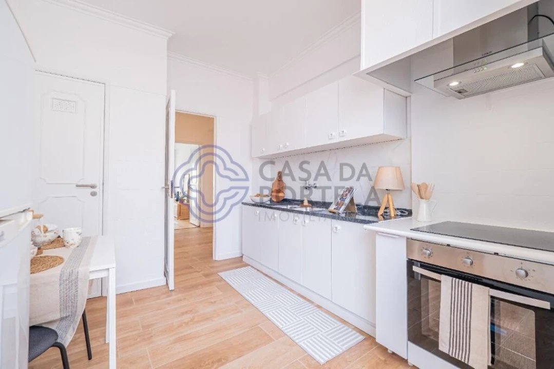 Apartamento T3 para Venda em Alfragide Foto 28