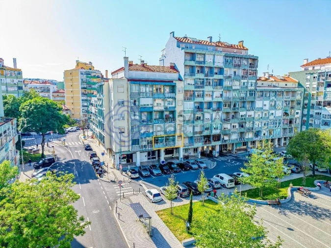 Apartamento T3 para Venda em Alfragide Foto 48