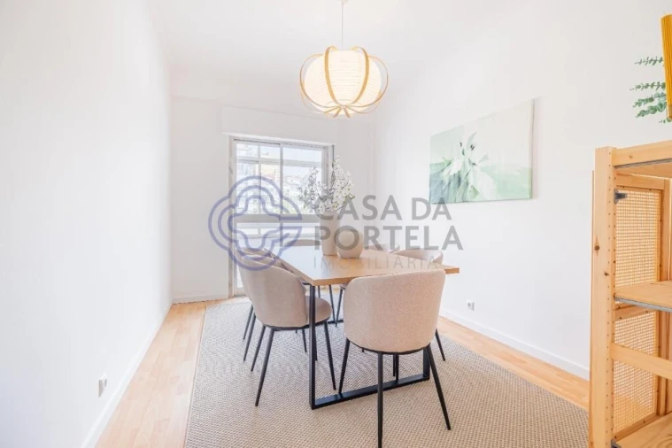 Apartamento T3 para Venda em Alfragide Foto 6