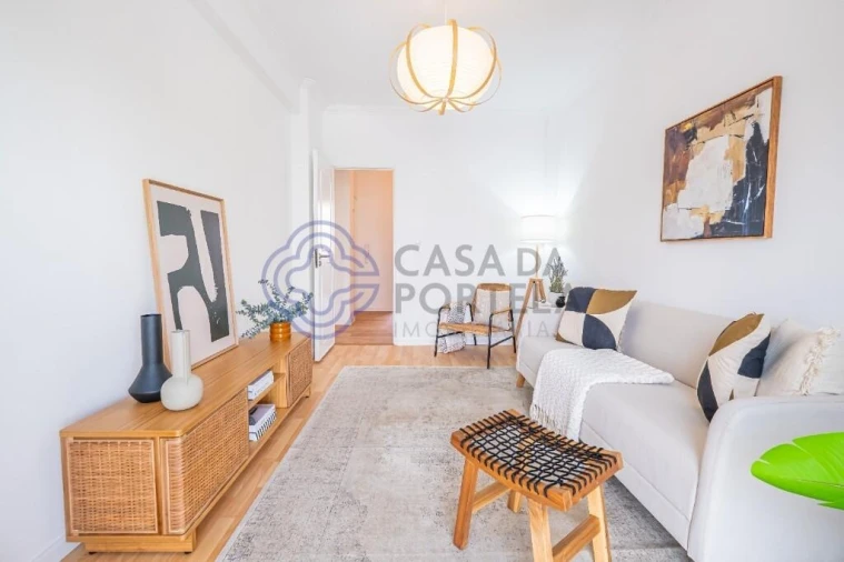 Apartamento T3 para Venda em Alfragide Foto 3