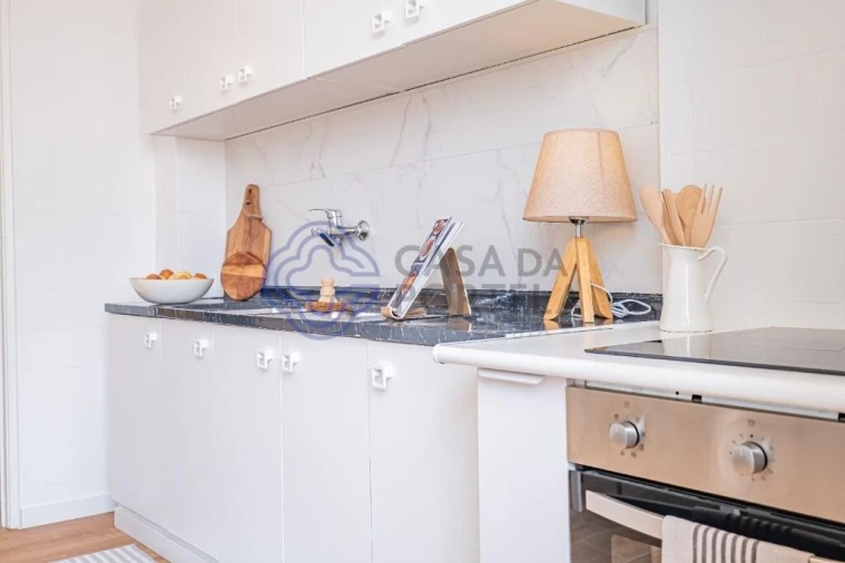 Apartamento T3 para Venda em Alfragide Foto 23