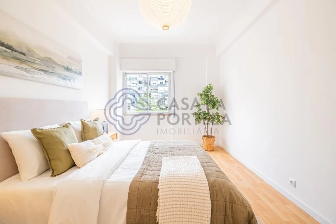 Apartamento T3 para Venda em Alfragide Foto 10