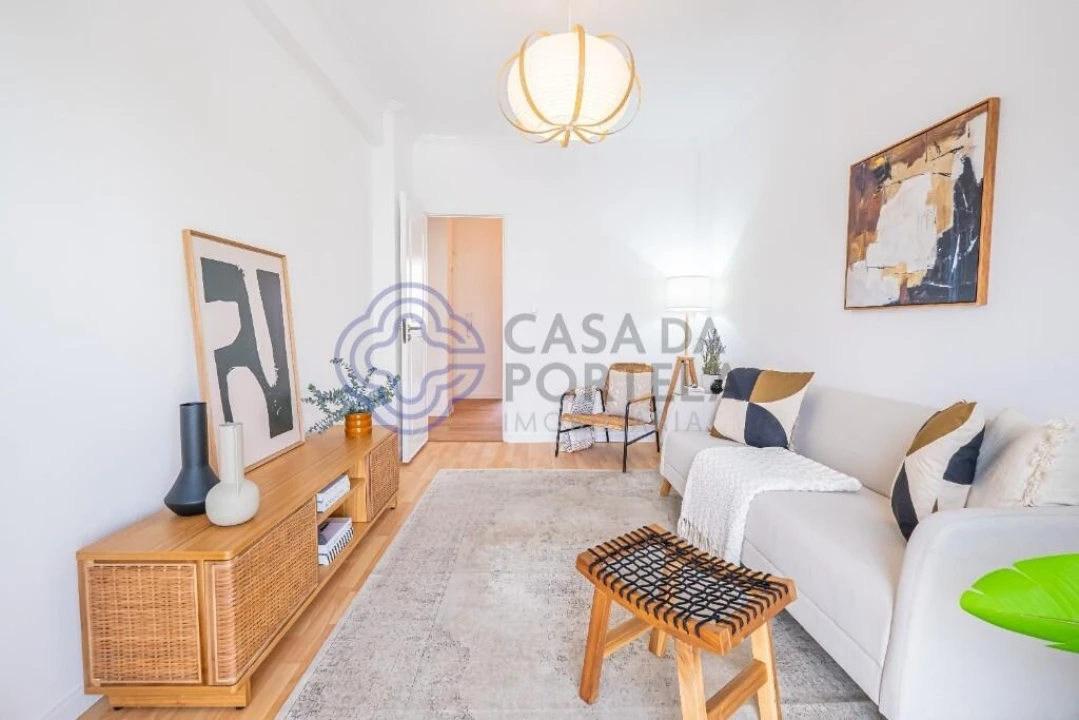 Apartamento T3 para Venda em Alfragide Foto 3