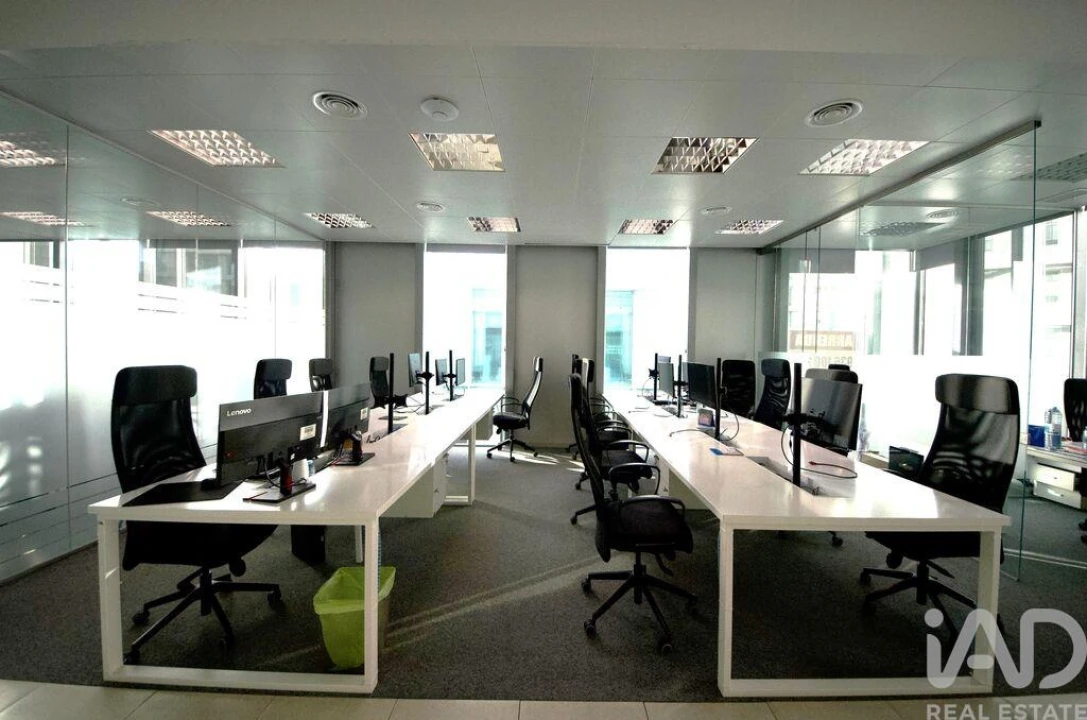 Escritório para Arrendamento em Olivais Foto 3