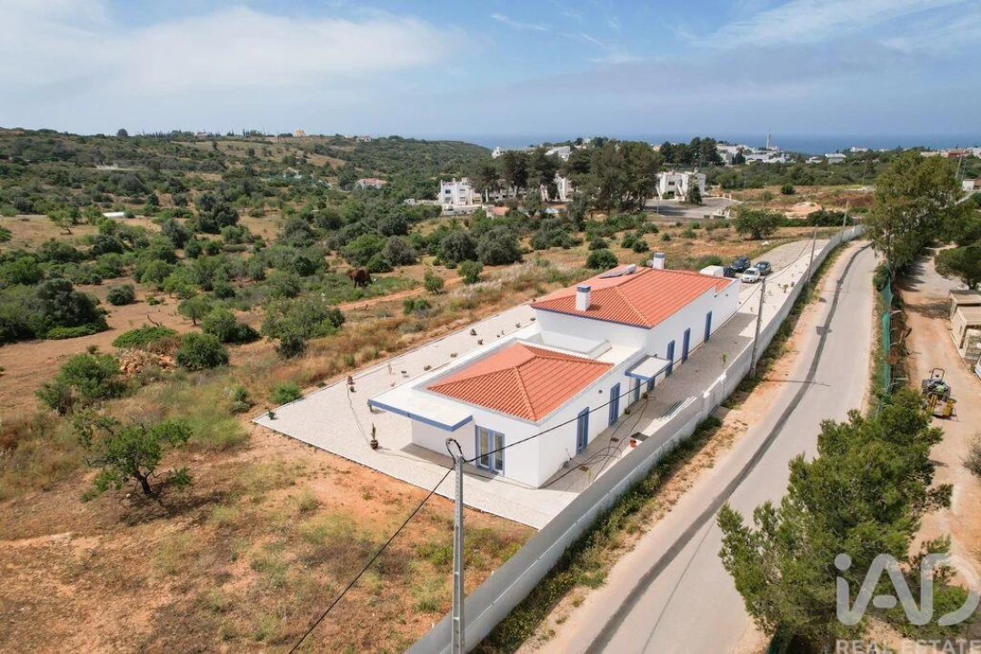 Moradia T4 para Venda em Ferragudo Foto 29