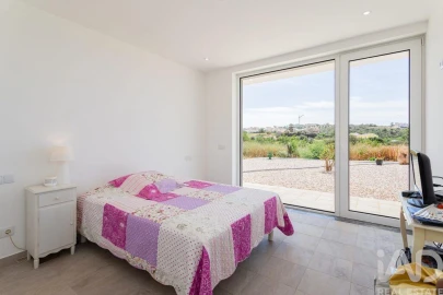 Moradia T4 para Venda em Ferragudo