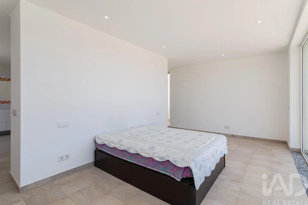 Moradia T4 para Venda em Ferragudo Foto 18