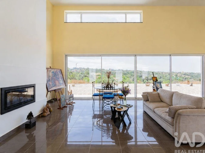 Moradia T4 para Venda em Ferragudo Foto 9