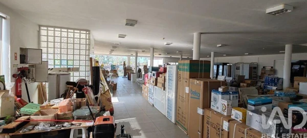 Loja para Venda em Alvares