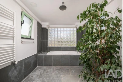 Moradia para Venda em Cumeada e Marmeleiro