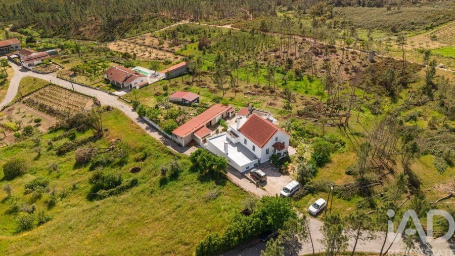 Moradia para Venda em Cumeada e Marmeleiro Foto 4