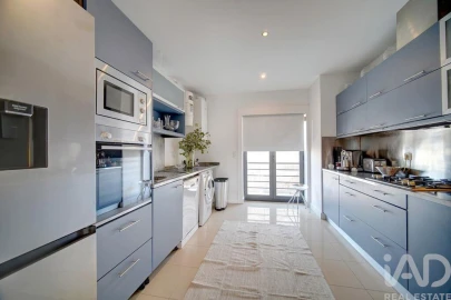 Apartamento T3 para Venda em Alcantara