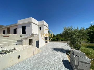 Moradia T3 para Venda em São Jose da Lamarosa