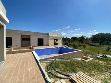 Moradia T3 para Venda em São Jose da Lamarosa