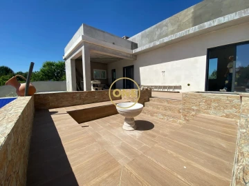 Moradia T3 para Venda em São Jose da Lamarosa