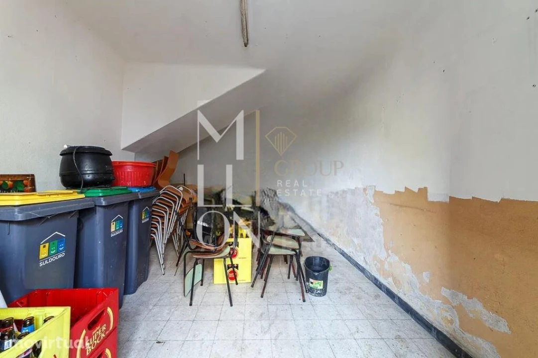 Negócio para Venda em Arcozelo Foto 9