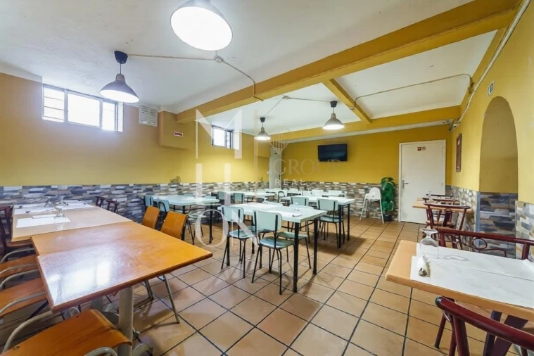 Negócio para Venda em Arcozelo Foto 6