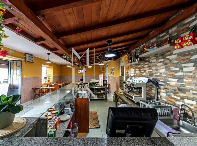 Negócio para Venda em Arcozelo Foto 5