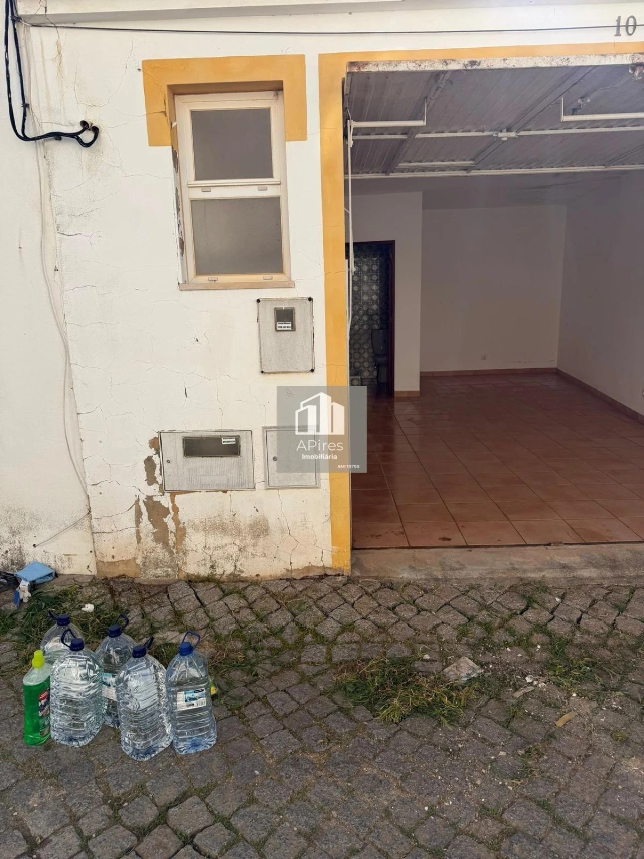 Garagem para Venda em Bensafrim e Barão de São João Foto 6