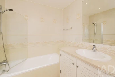 Moradia T4 para Venda em Almancil