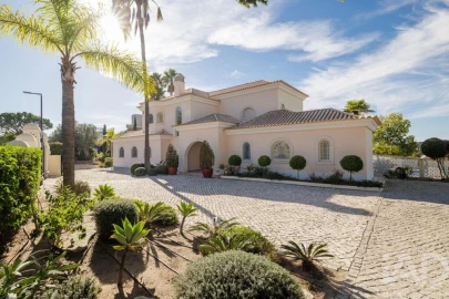 Moradia T4 para Venda em Almancil