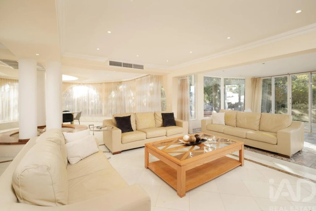 Moradia T4 para Venda em Almancil Foto 9