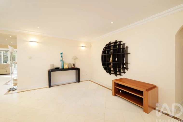 Moradia T4 para Venda em Almancil Foto 15