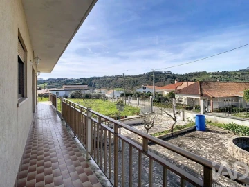 Moradia para Venda em Arrimal e Mendiga