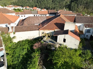 Moradia T5 para Venda em Espinhal