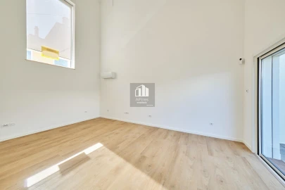 Moradia T3 para Venda em Costa da Caparica