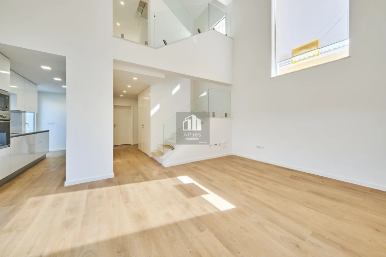 Moradia T3 para Venda em Costa da Caparica Foto 2