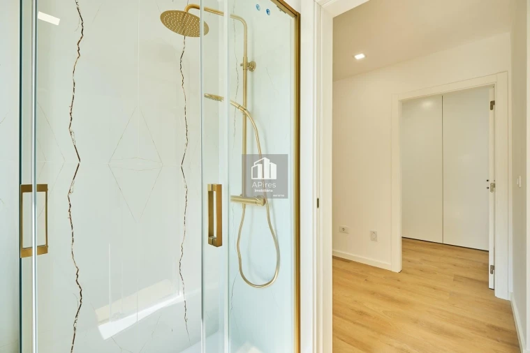 Moradia T3 para Venda em Costa da Caparica Foto 20