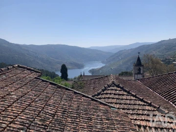 Moradia T4 para Venda em São Mamede de Ribatua