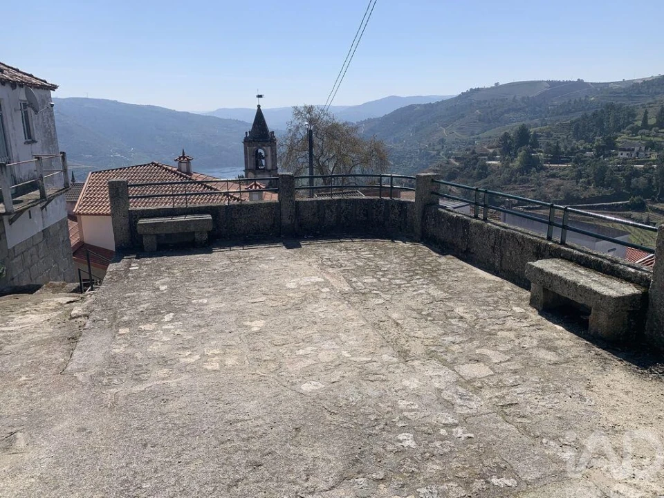 Moradia T4 para Venda em São Mamede de Ribatua Foto 10