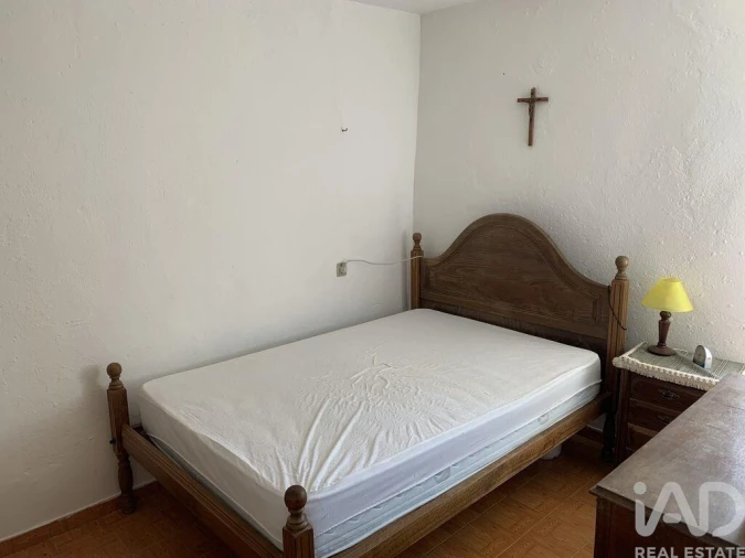 Moradia T4 para Venda em São Mamede de Ribatua Foto 9