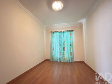 Moradia T4 para Venda em Loule (São Clemente)