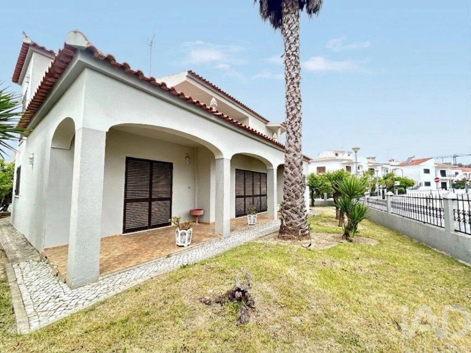 Moradia T4 para Venda em Loule (São Clemente) Foto 1