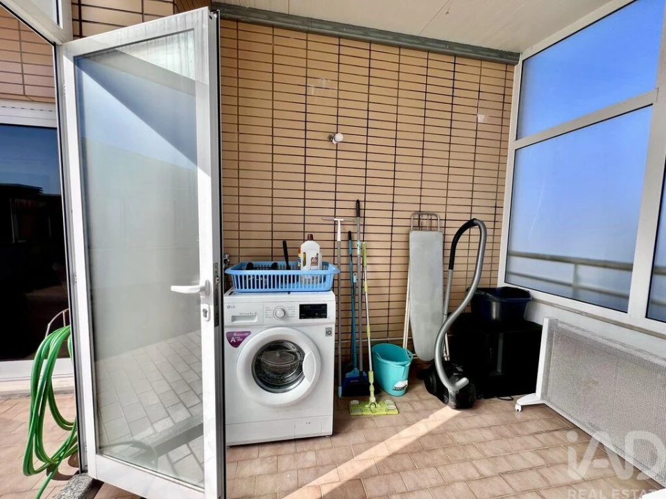Apartamento T2 para Venda em Vilar e Mosteiró Foto 16