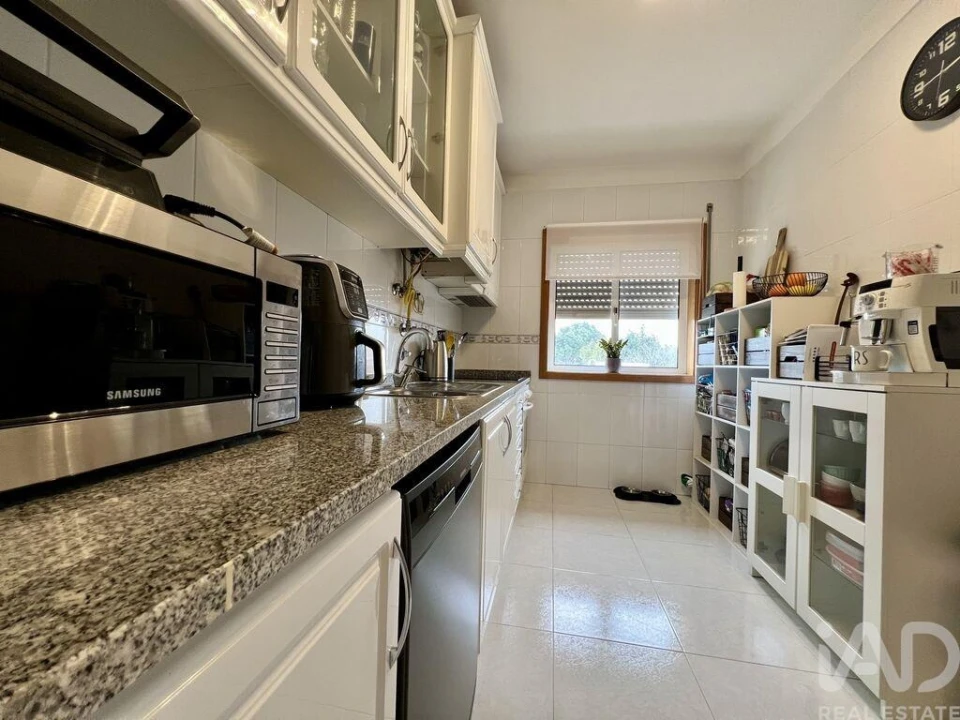 Apartamento T2 para Venda em Vilar e Mosteiró Foto 6
