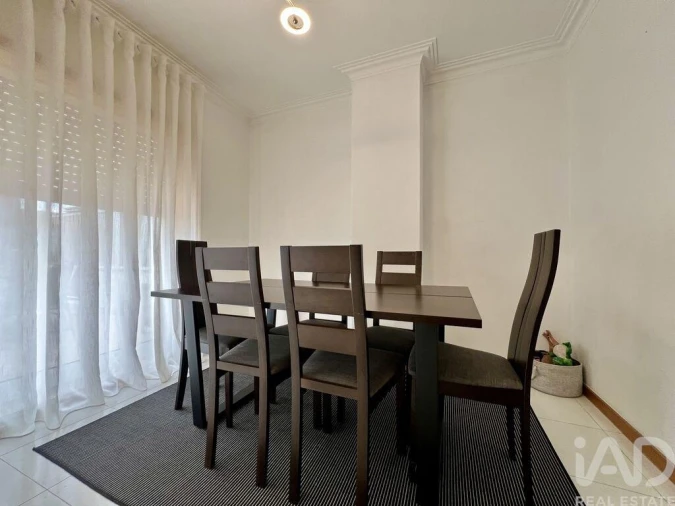 Apartamento T2 para Venda em Vilar e Mosteiró Foto 9