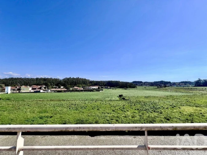 Apartamento T2 para Venda em Vilar e Mosteiró Foto 2