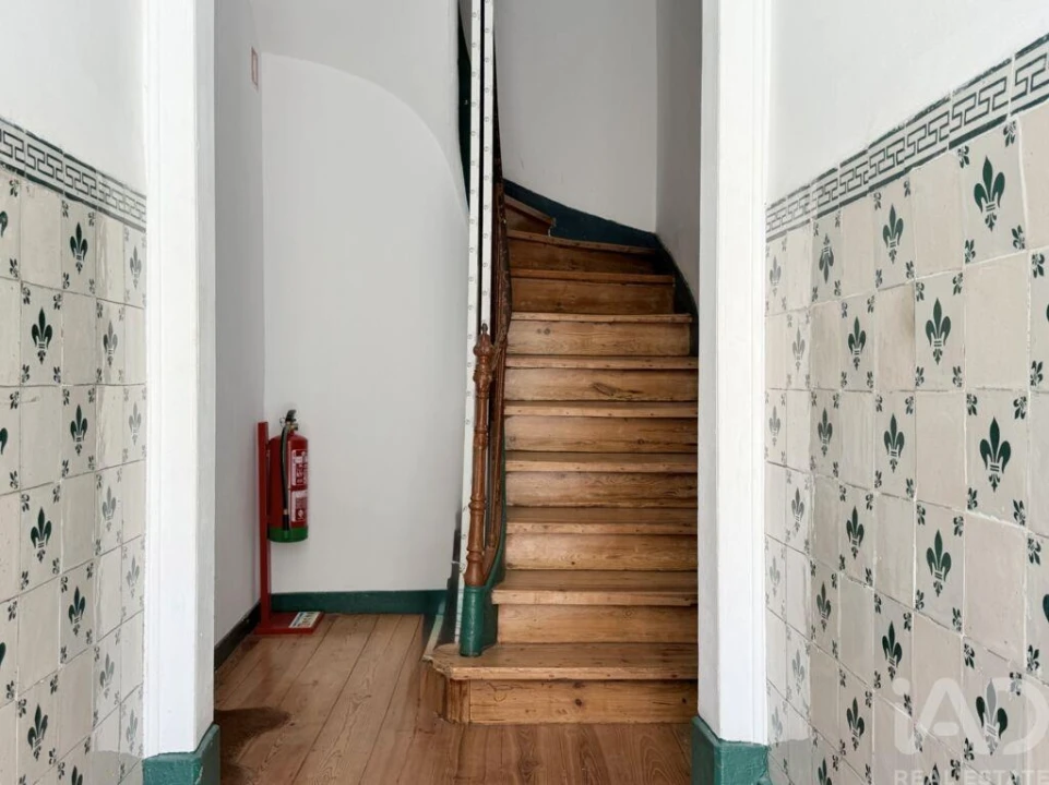 Apartamento T1 para Arrendamento em Alcantara Foto 22